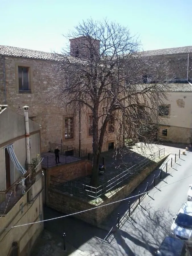 La Dea Bendata Piazza Armerina 0*,